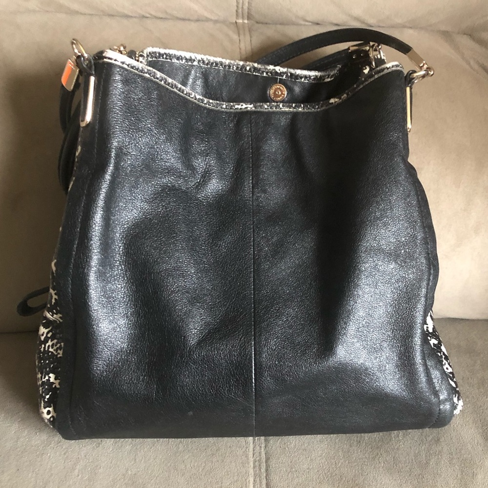 Rare Coach Snake print leather shoulder bag